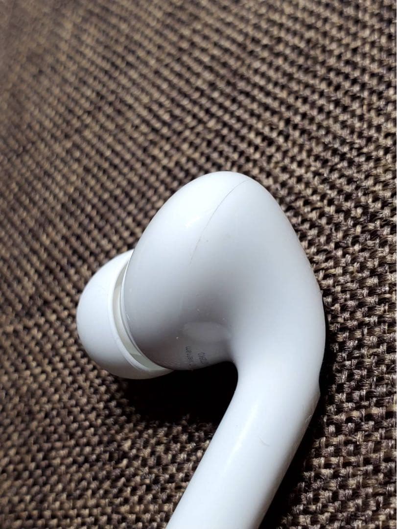 右耳 Apple AirPods Pro 第2世代 正規品 片耳511