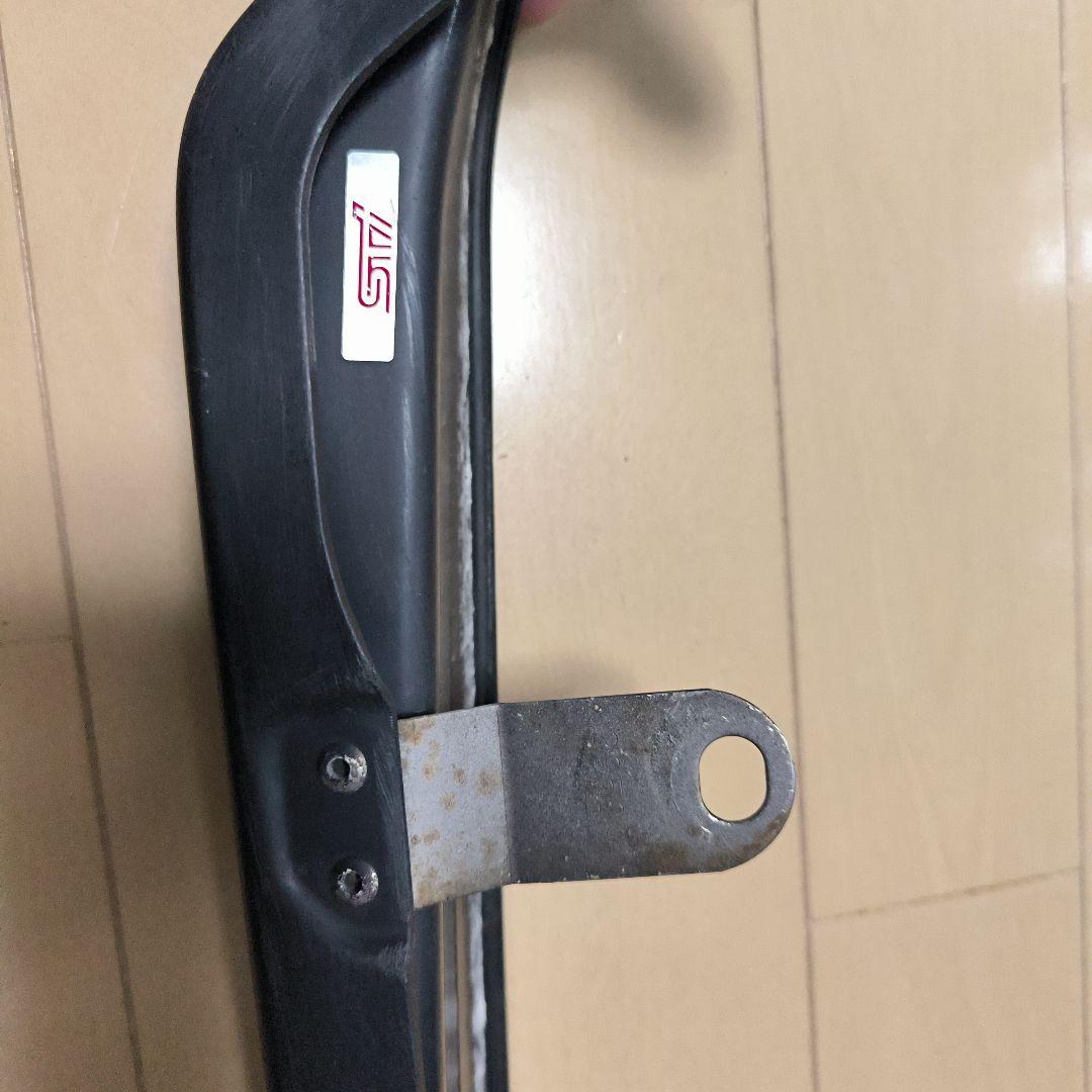 STI製。リヤサイドアンダースポイラー