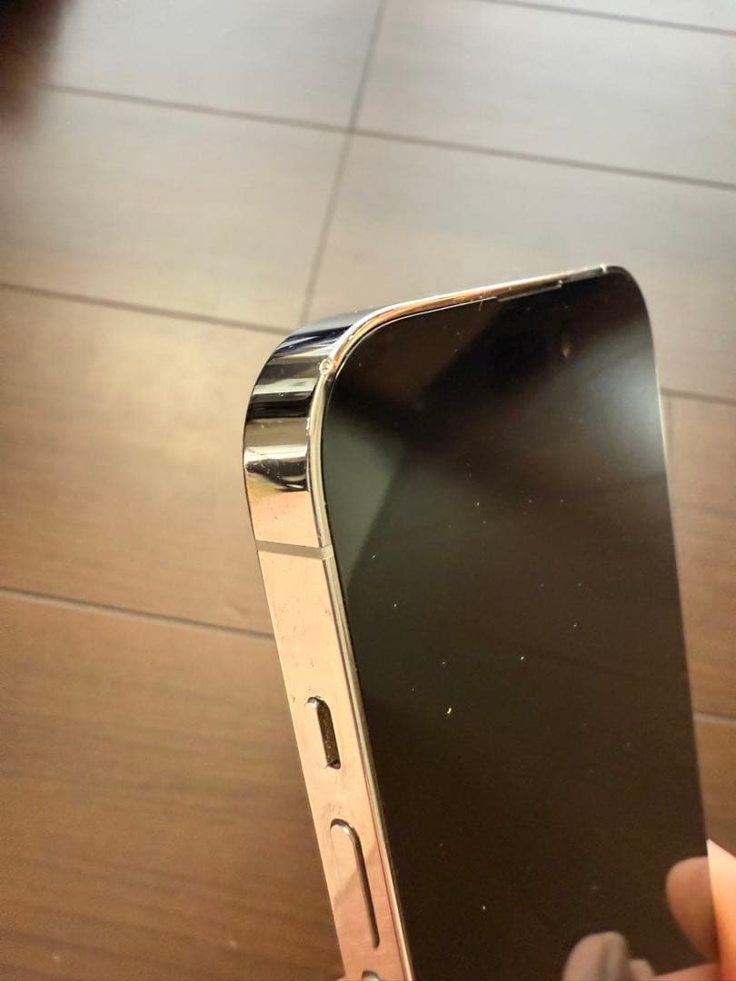 スマートフォン本体 YY