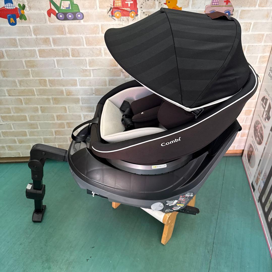 コンビ　チャイルドシート isofix クルムーヴスマート　エッグショック
