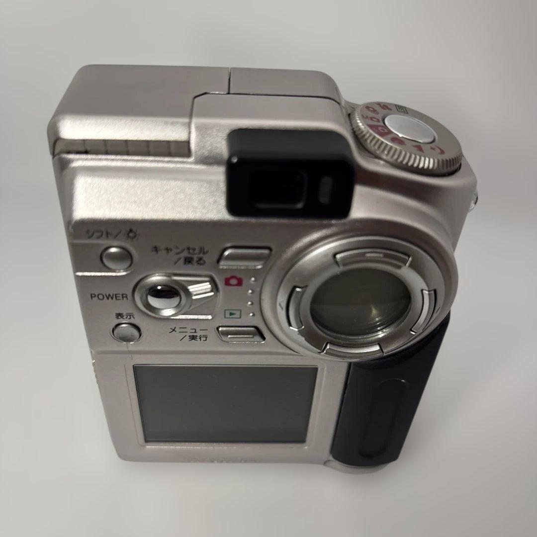 【美品、動作品】FUJIFILM FinePix 4700z 126