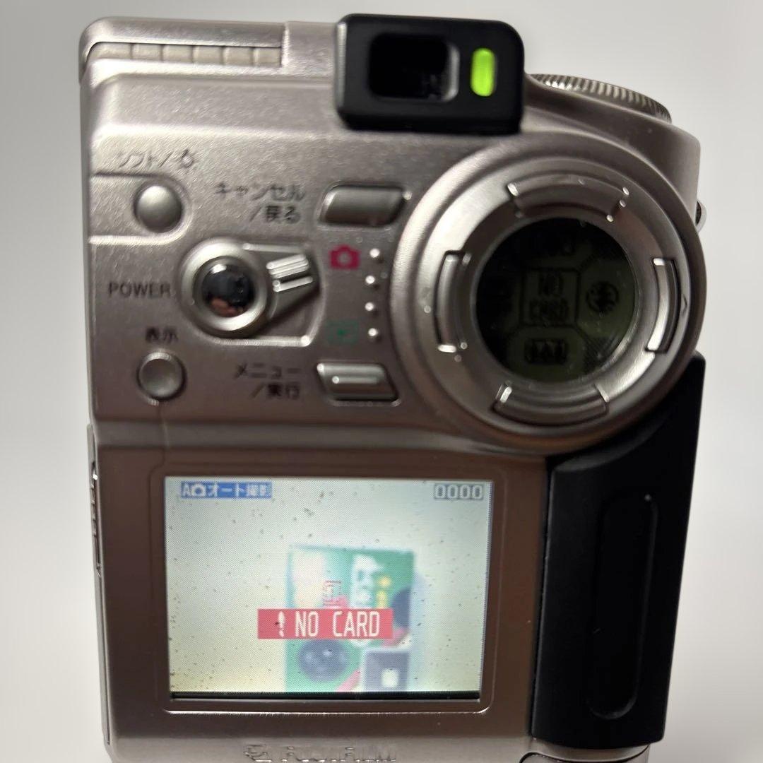 【美品、動作品】FUJIFILM FinePix 4700z 126