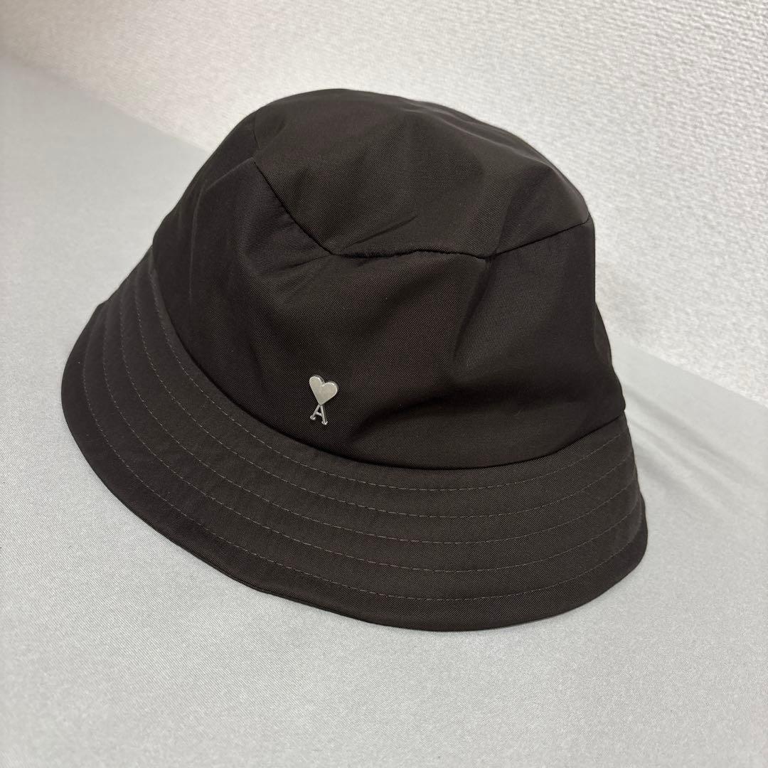Ami de Coeur スタッズ バケットハット