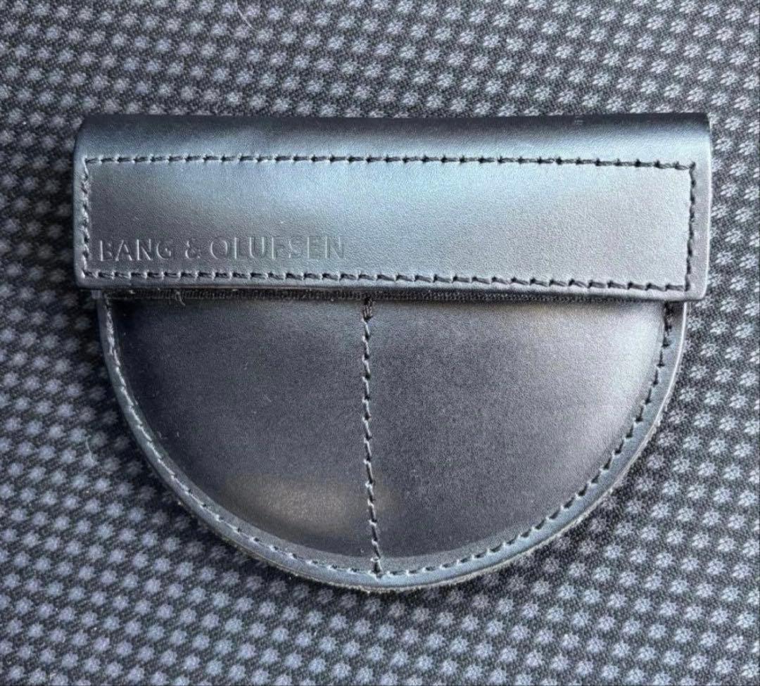 Bang&Olufsen Earphones A8有線イヤホン 収納ケース付き