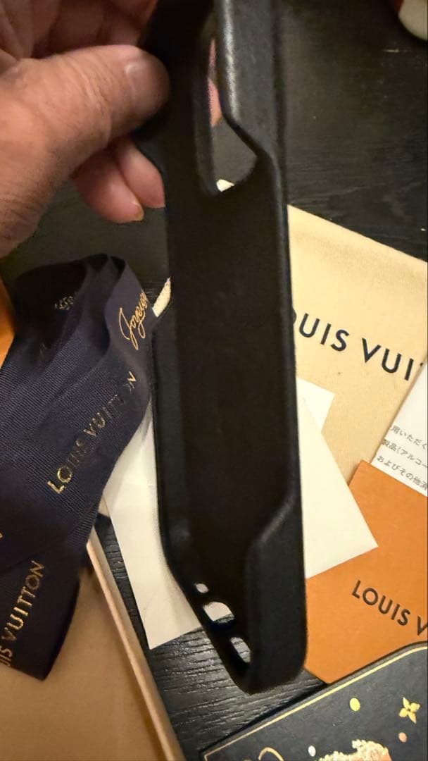 LOUIS VUITTON iPhone 16proケース モノグラム