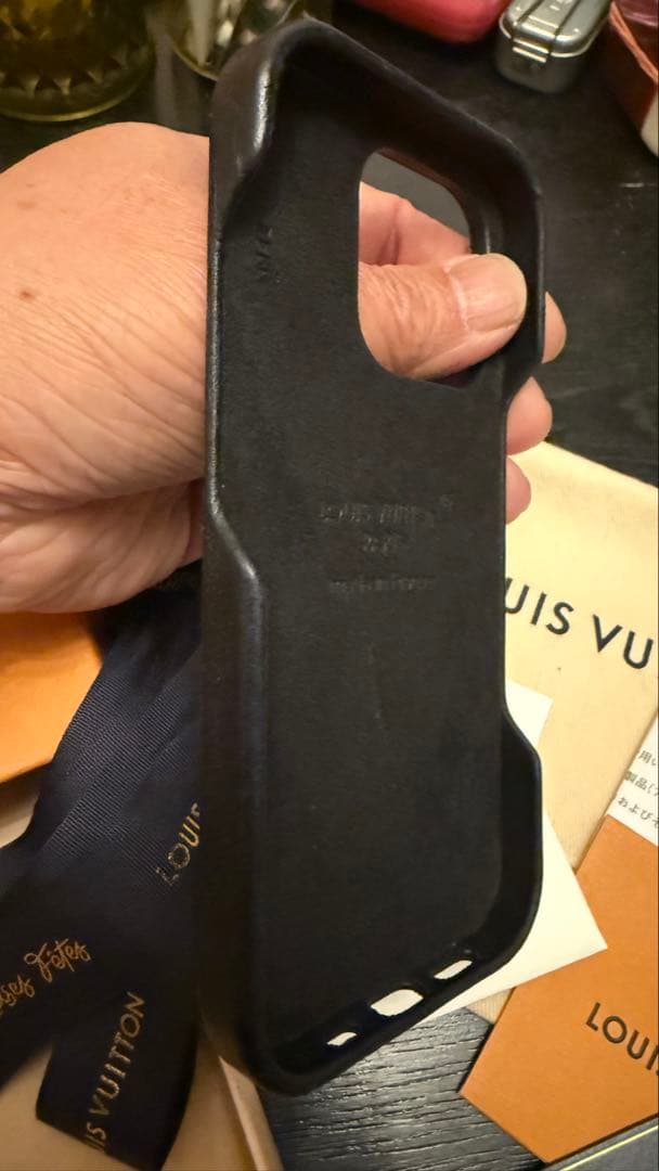LOUIS VUITTON iPhone 16proケース モノグラム
