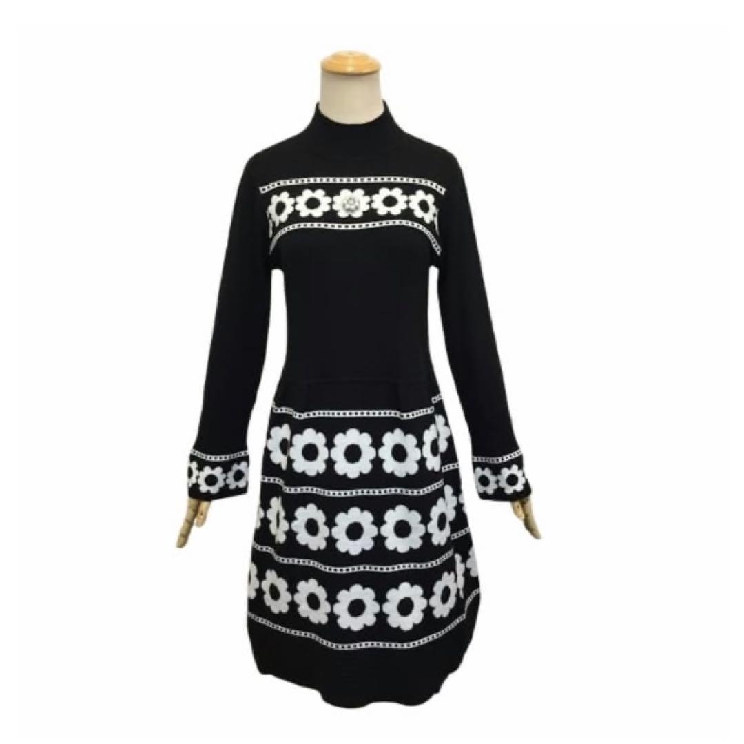 新品未使用タグ付　スーパービューティー 花柄ジャガード ニットワンピ ブラック