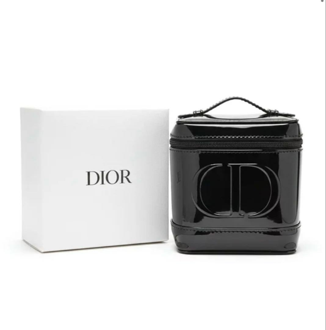 dior ノベルティーポーチ