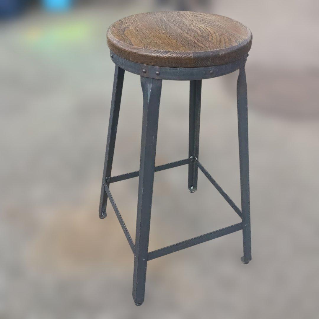 S*y様 5001）円形木製座面のアイアンスツール　ヴィンテージ　インダストリア