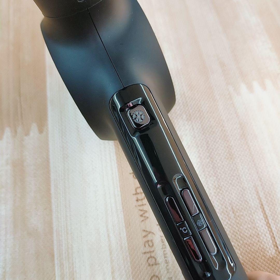 ほぼ未使用○ホリスティックキュア マグネット ヘアプロ ドライヤー ゼロ