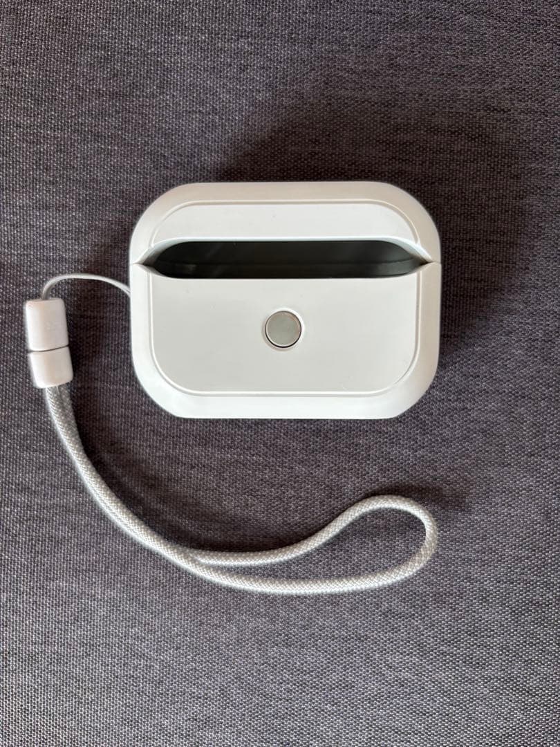AirPods pro 第2世代 type-c (10/4までの出品です)