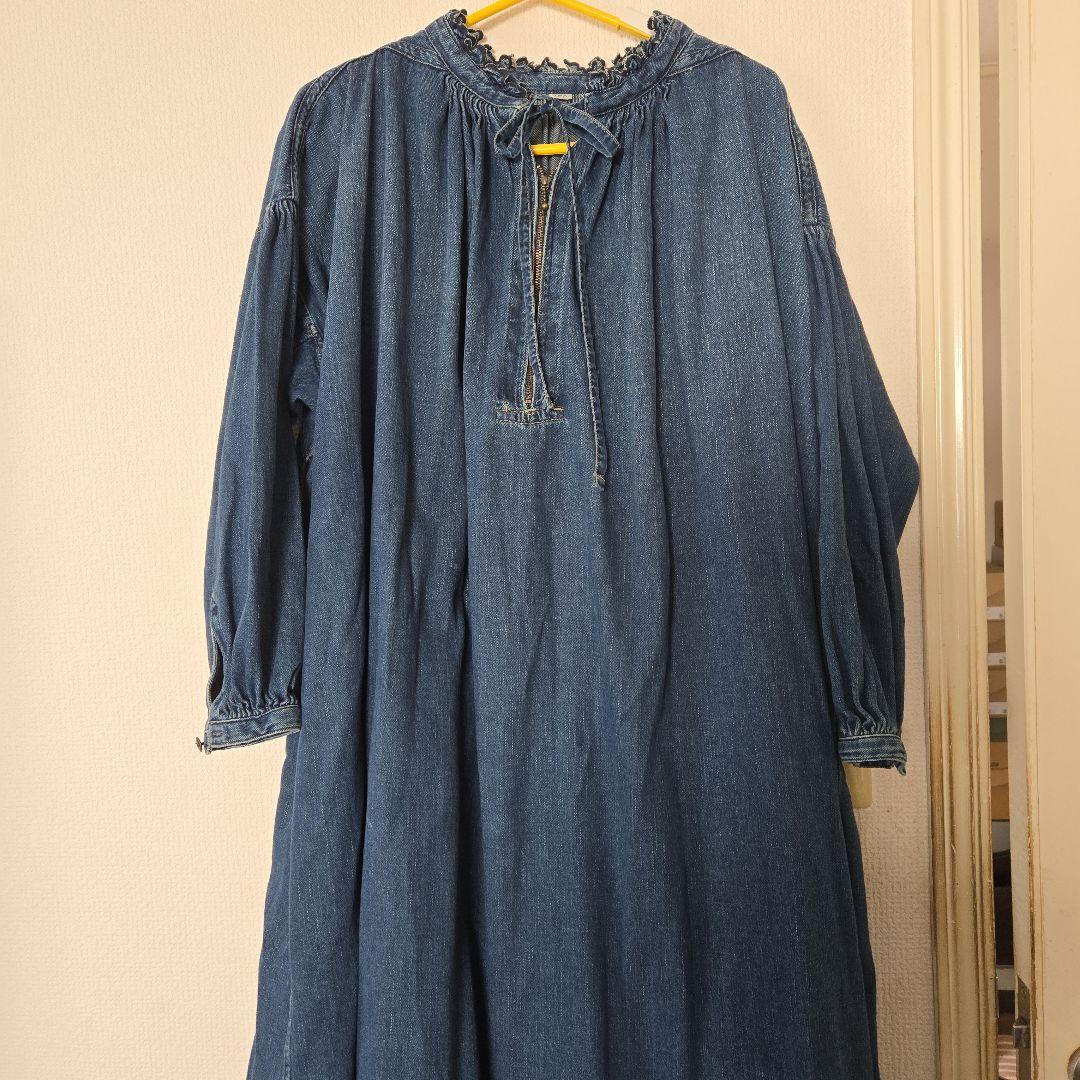 45r 　プチデニムカットワーク刺繍スモックドレス(重)