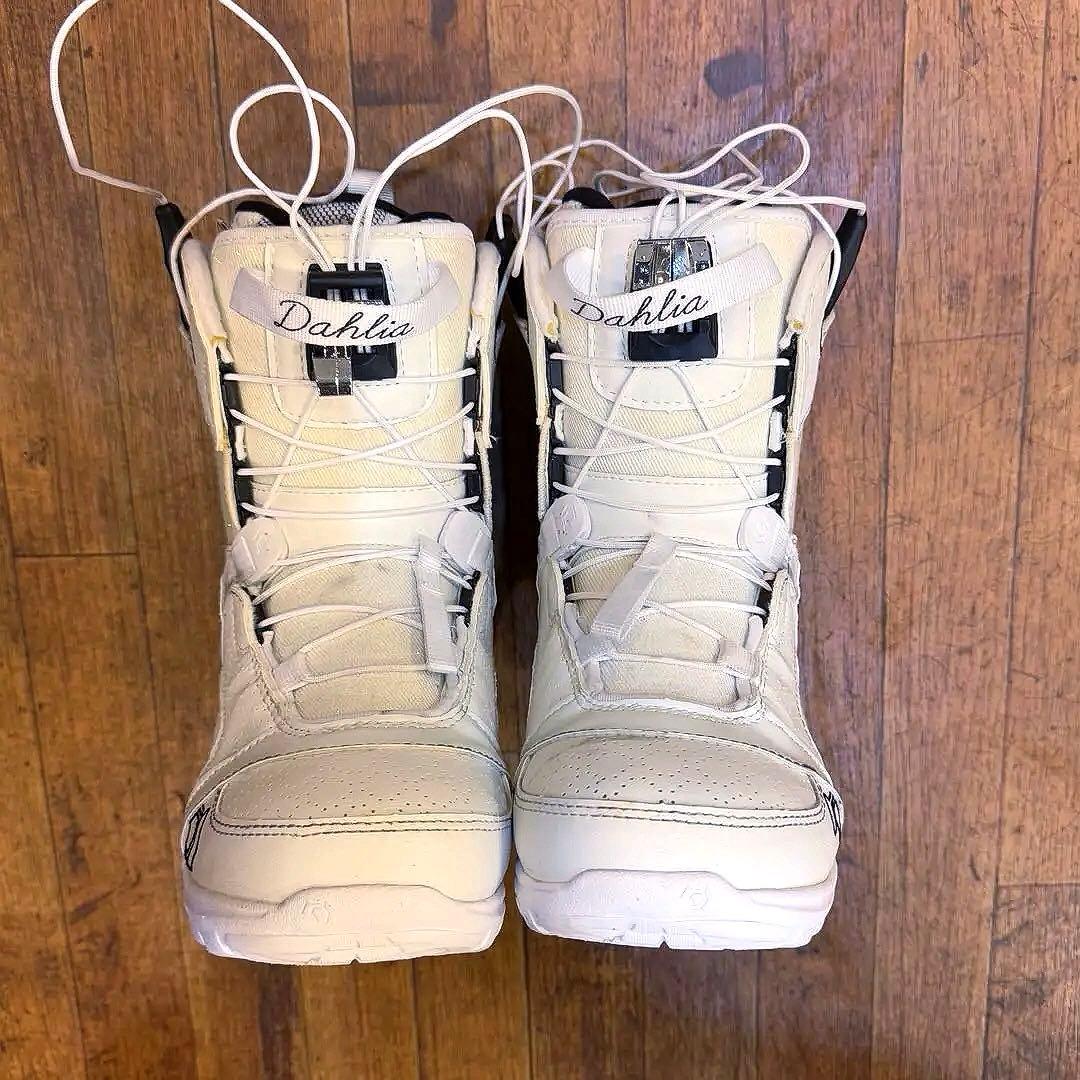 送込！レディーススノーボードフルセット Kissmark ROXY 他