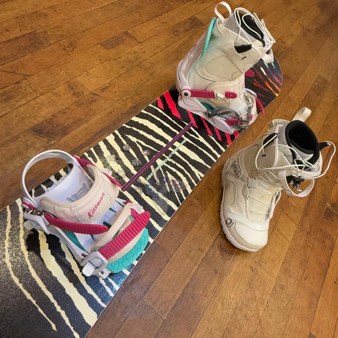 送込！レディーススノーボードフルセット Kissmark ROXY 他