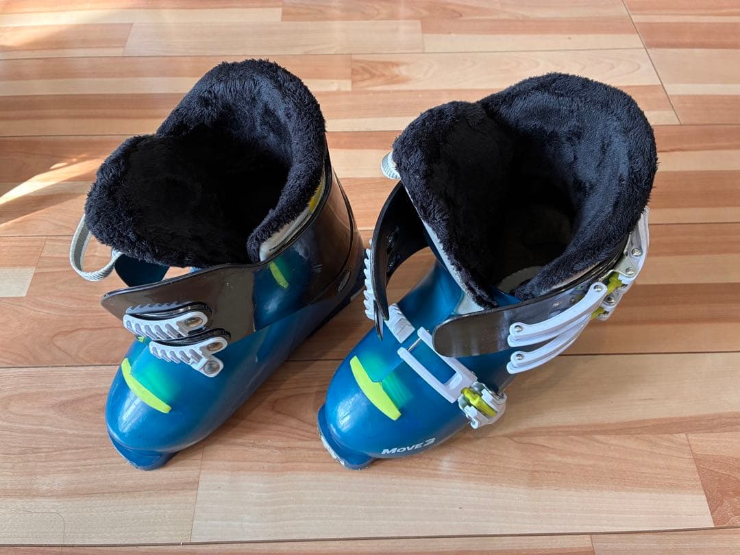 【送料無料】NORDICA スキーセット バック、ケース付　ブーツ2足24と25