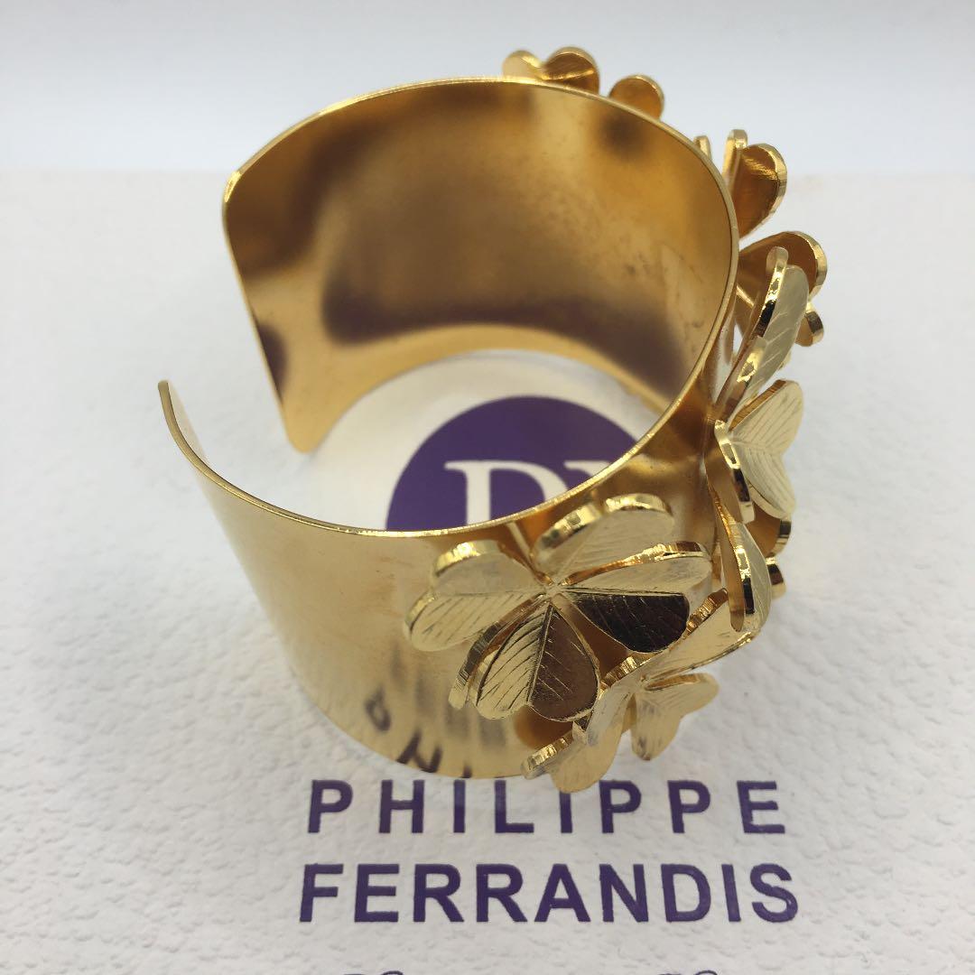 フィリップフェランディス　四つ葉のゴールドカフス