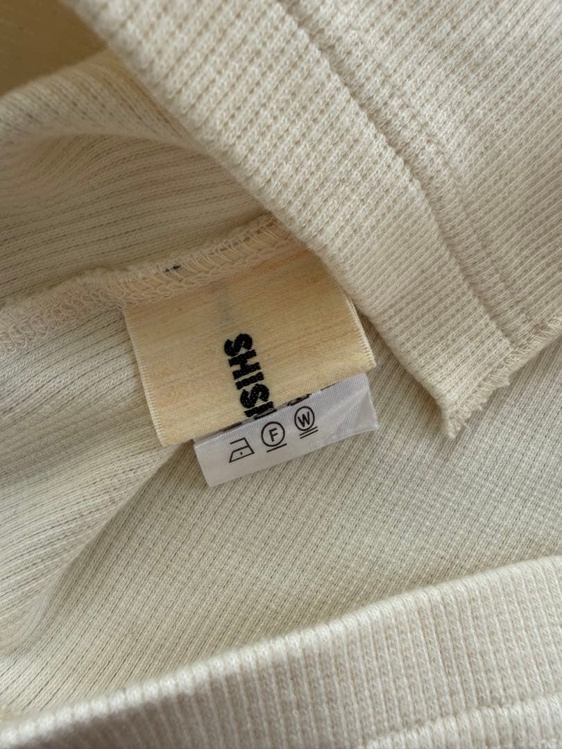 シシクイ　カットソー　白