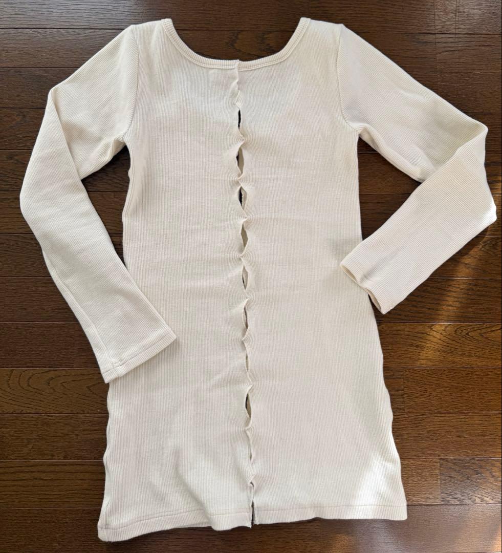 シシクイ　カットソー　白