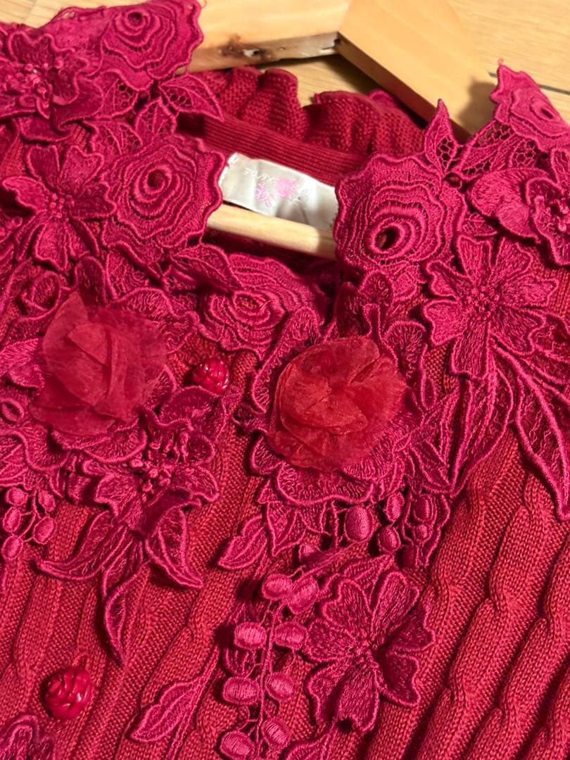 アトリエまりこ　花モチーフ刺繍レース　ロングニットワンピース