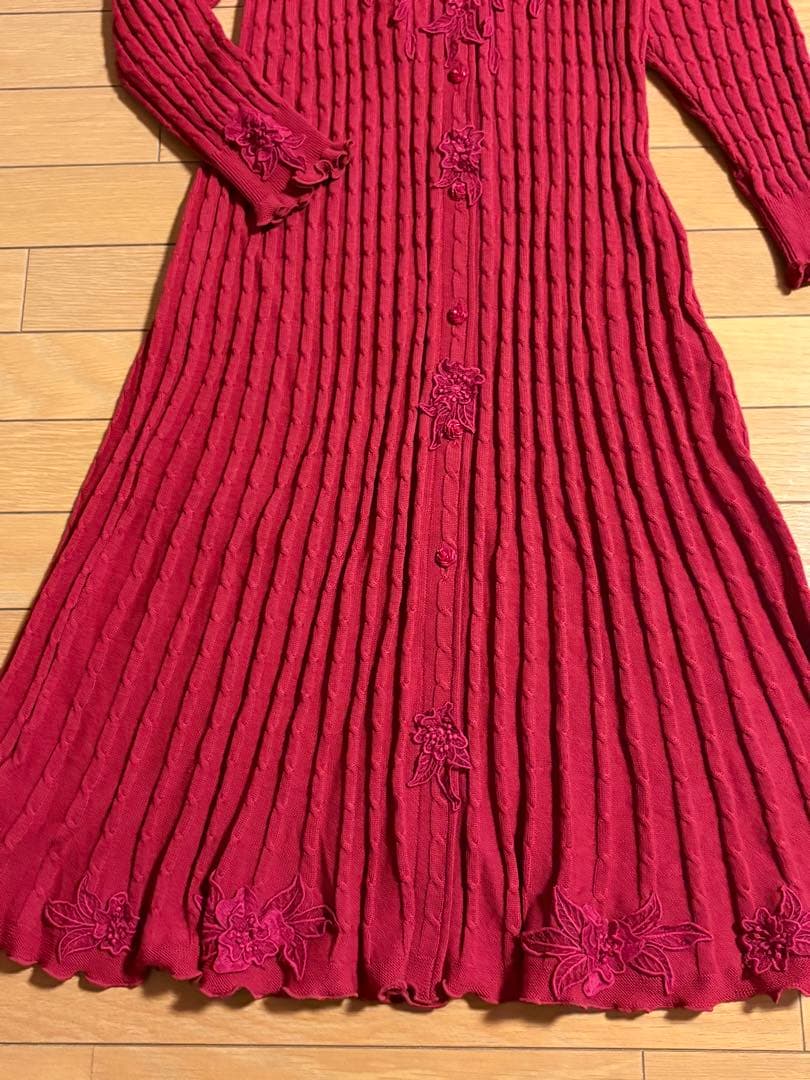 アトリエまりこ　花モチーフ刺繍レース　ロングニットワンピース