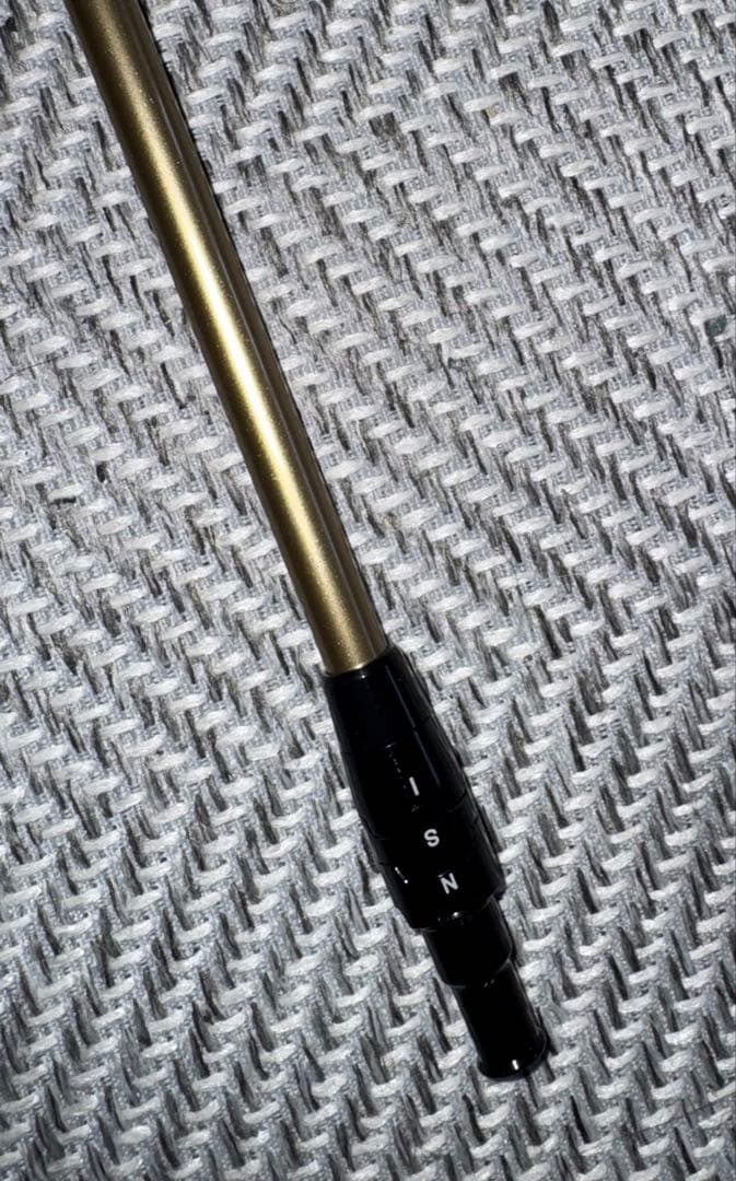 スピーダーNX ゴールド50s新品同様　キャロウェイスリーブ　ドライバー用