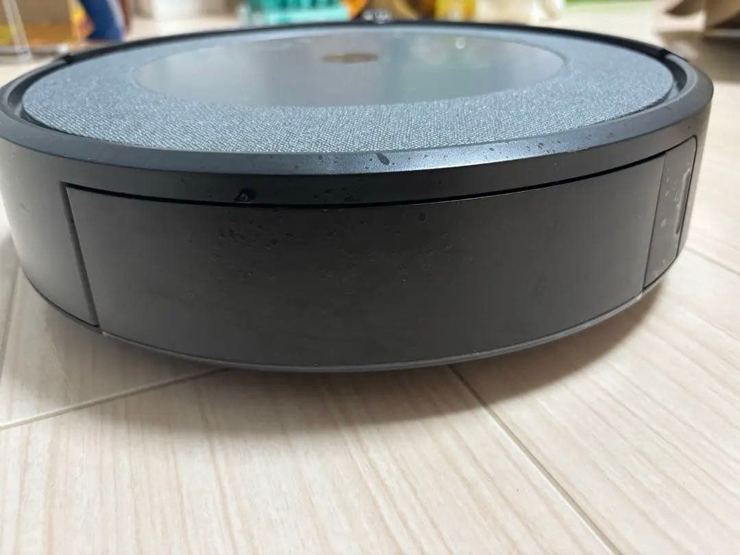 （7773）ルンバ　ロボット掃除機本体　i3+