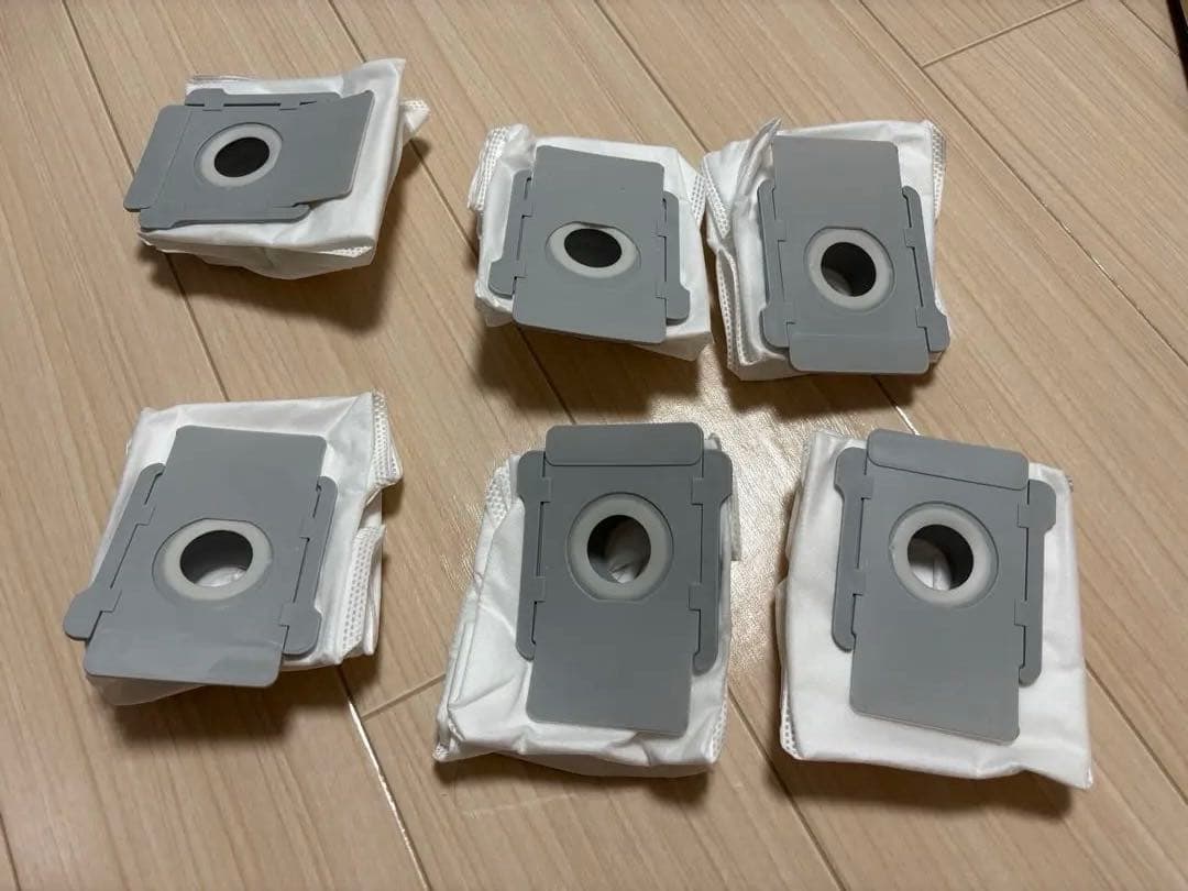 （7773）ルンバ　ロボット掃除機本体　i3+