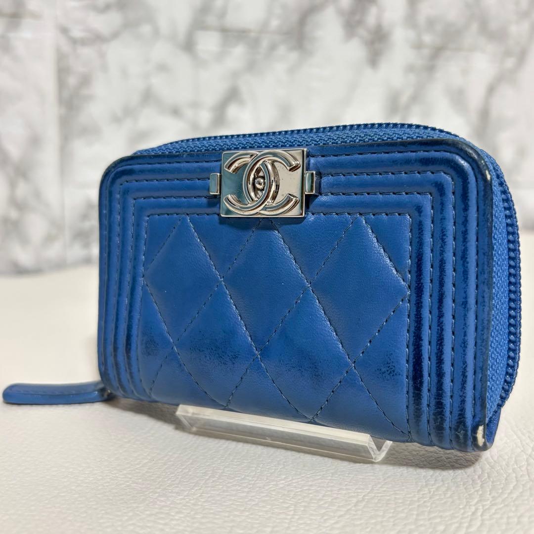 CHANEL ボーイシャネル ミディアム ウォレット ラウンドファスナー財布