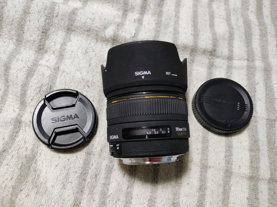 SIGMA 30mm F1.4 DC HSM 単焦点レンズ EFマウント用