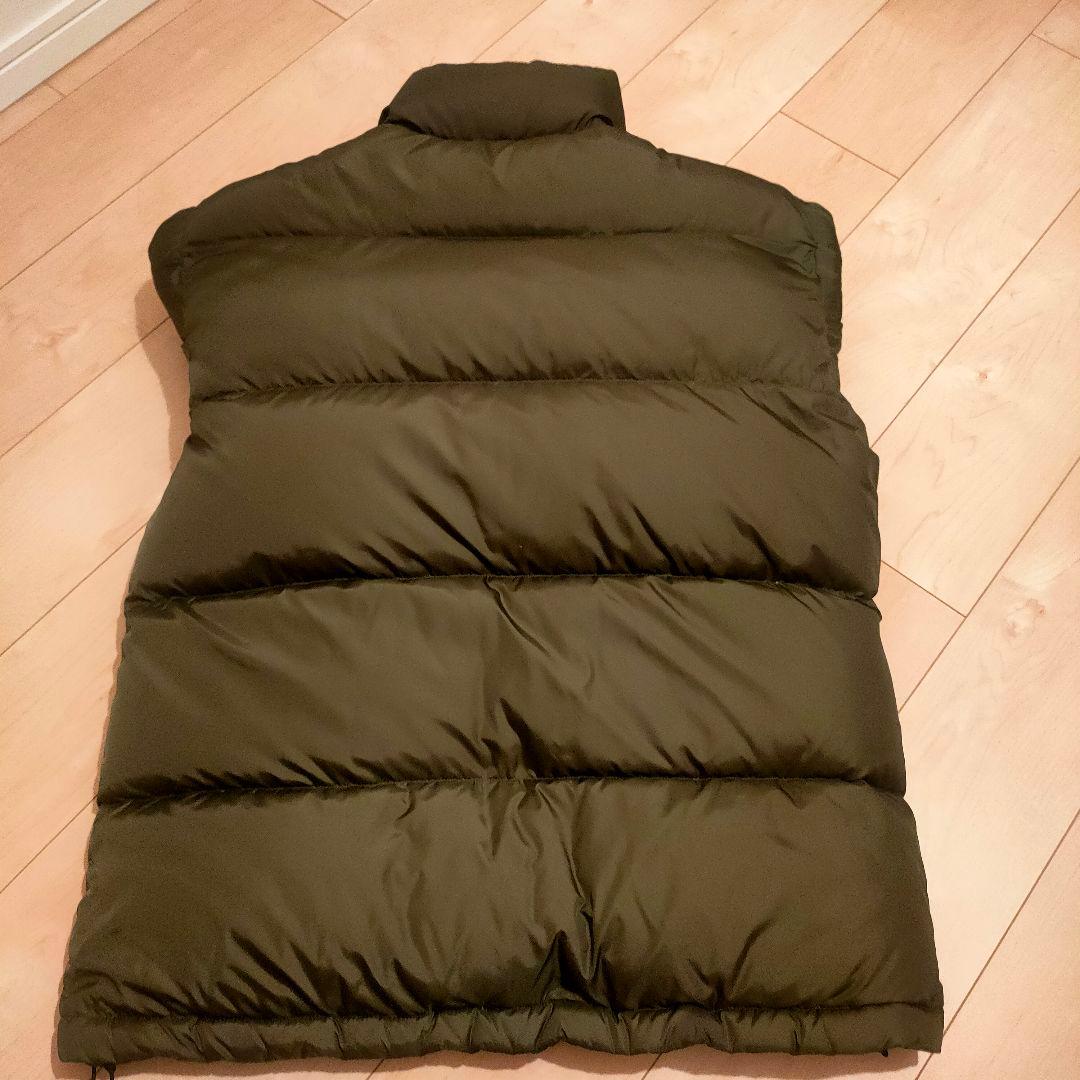 HELLY HANSENリバーシブルダウンジャケット ブラック・オリーブ