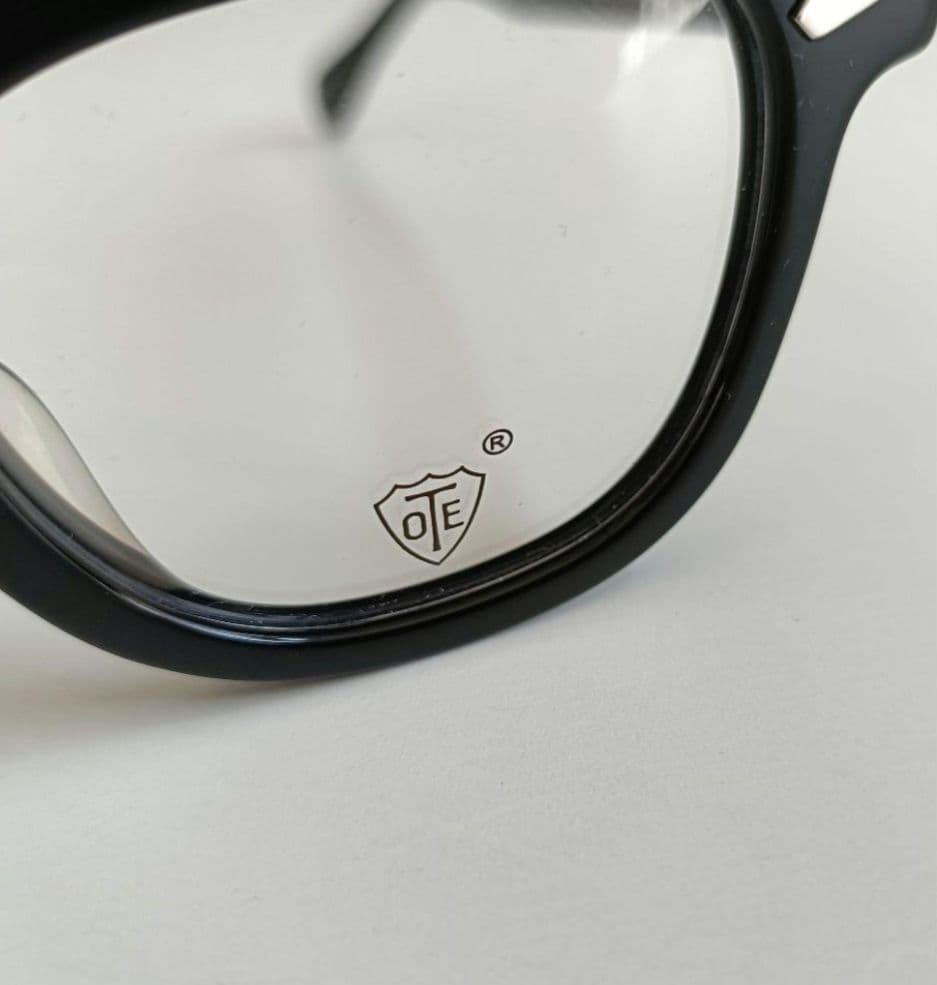 tart optical タートオプティカル　アーネルUSA ブラック46−22