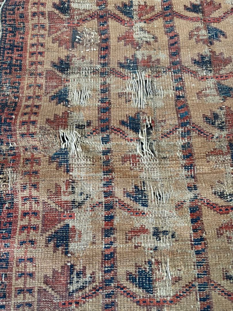 ビンテージ　アンティークトライバルラグ