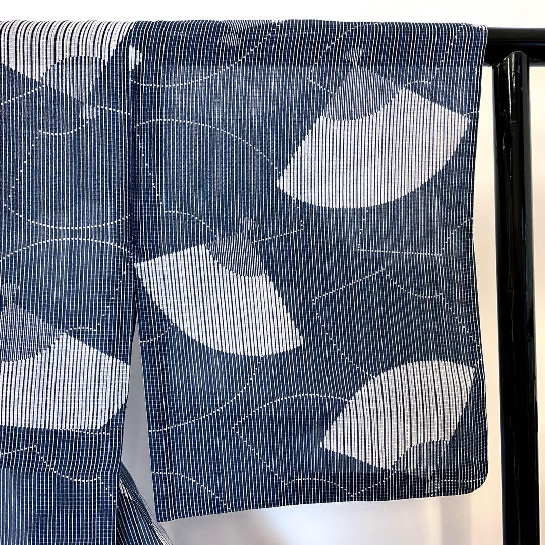 RINKO 竺仙綿紅梅藍色に大胆な白の扇が爽やかな浴衣