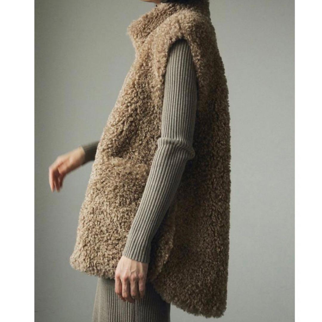 新品　未使用　anuke(アンヌーク) Eco Fur Vest モカ　36
