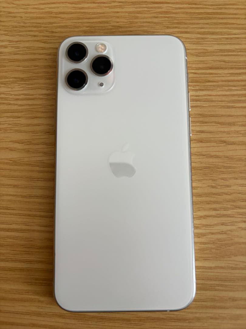 Apple iPhone 11 Pro シルバー本体　SIMフリー