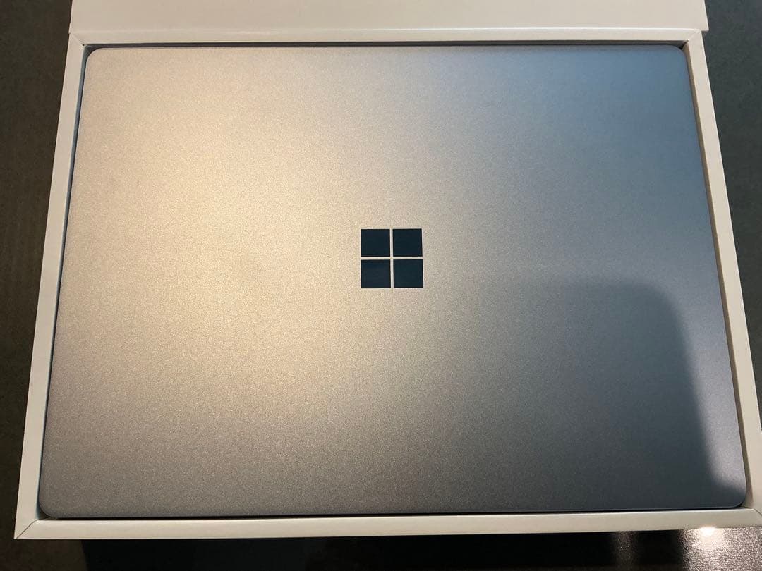 ［ゆう］Microsoft Surface Laptop Go 3