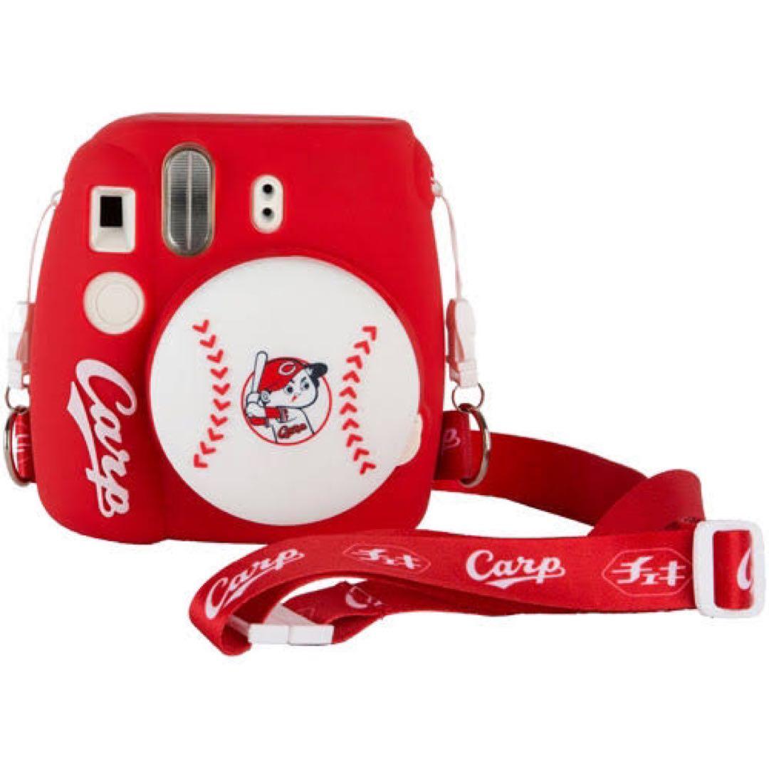 値下げ！FUJI FILM INSTAX MINI 8+ ヒロシマトウヨウカープ