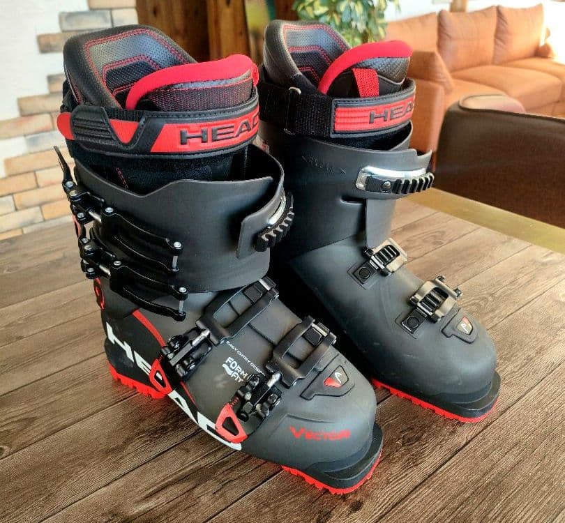 おかにゃん　 VECTOR EVO110　スキー ブーツ