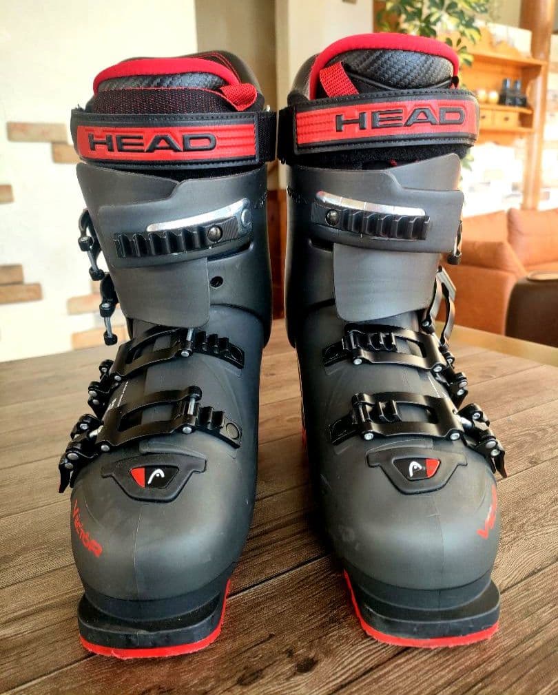 おかにゃん　 VECTOR EVO110　スキー ブーツ