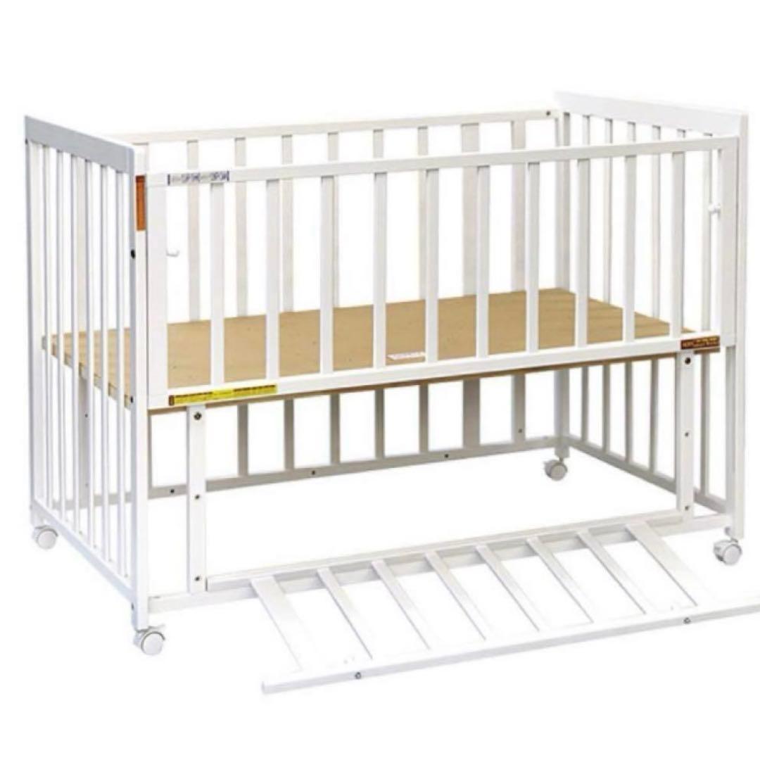ベビーベッド オリーブ（ホワイト）西松屋　レギュラーサイズ