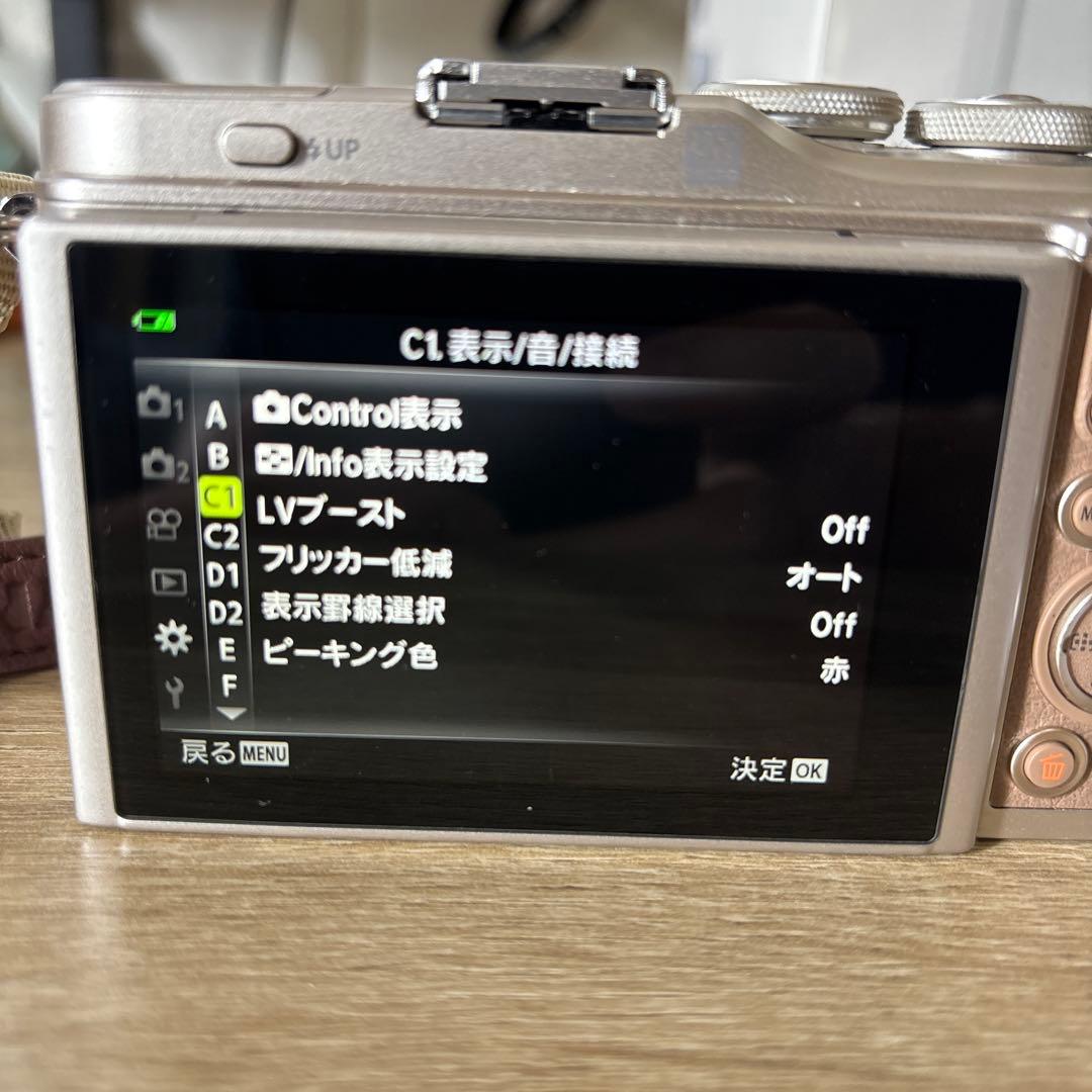 OLYMPUS PEN E-PL10 ミラーレス一眼