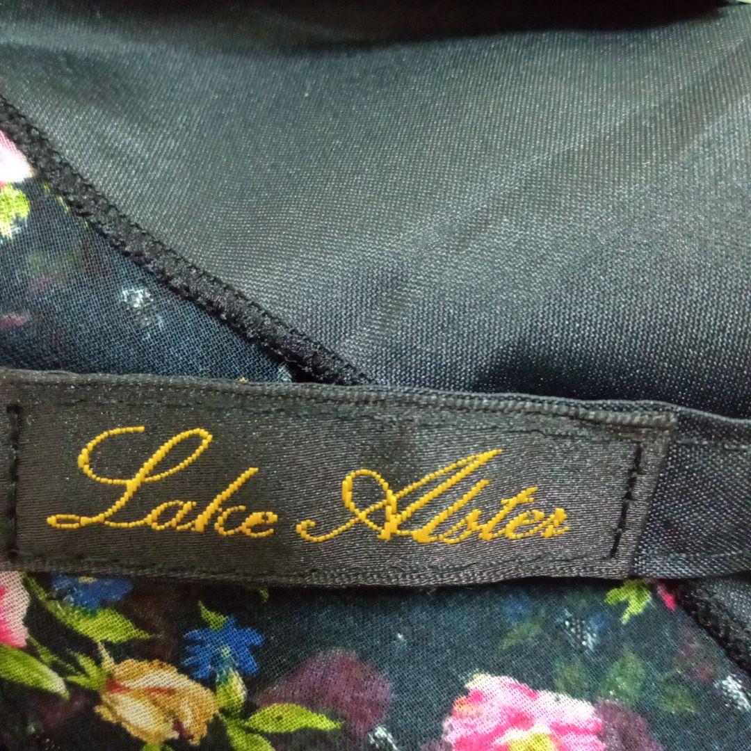 レイクアルスター☆逸品未使用☆〜黒地 総薔薇柄＆総レース＆総刺繍〜折りたたみ日傘