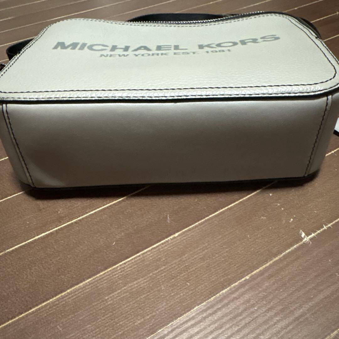 マイケルコース　メンズ　ショルダーバッグ