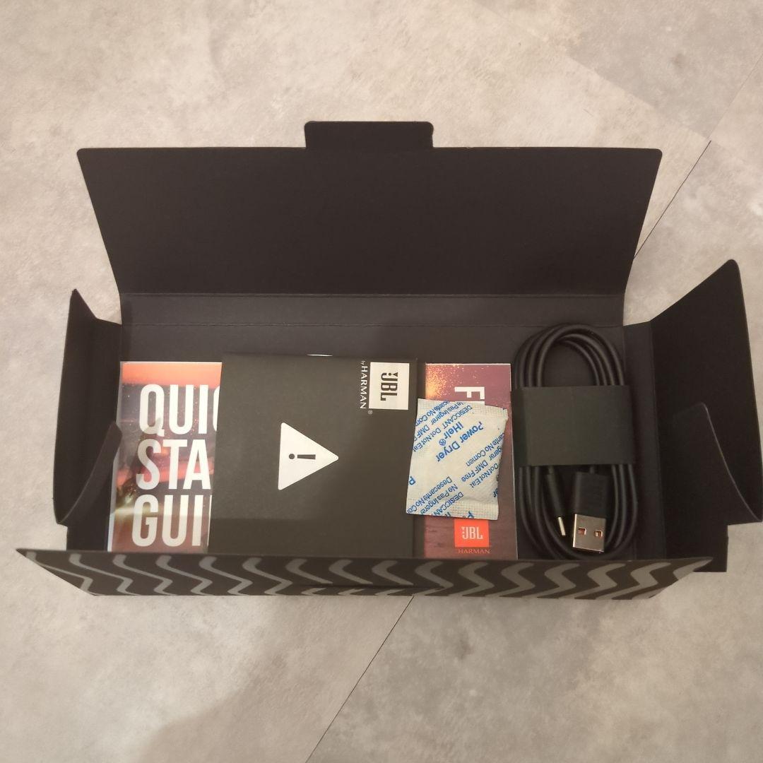 JBL FLIP5 ホワイト ワイヤレススピーカー