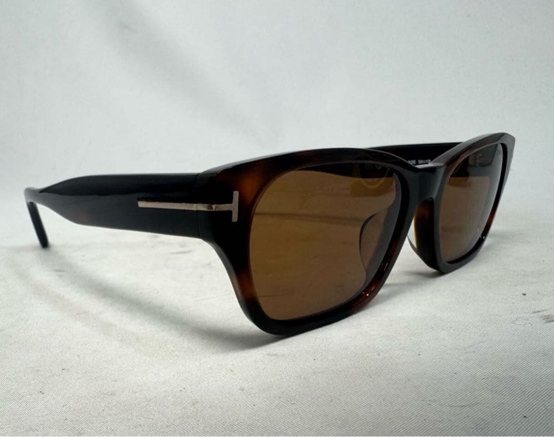 【希少】新品未使用　TOM FORD トムフォード TF959-D サングラス