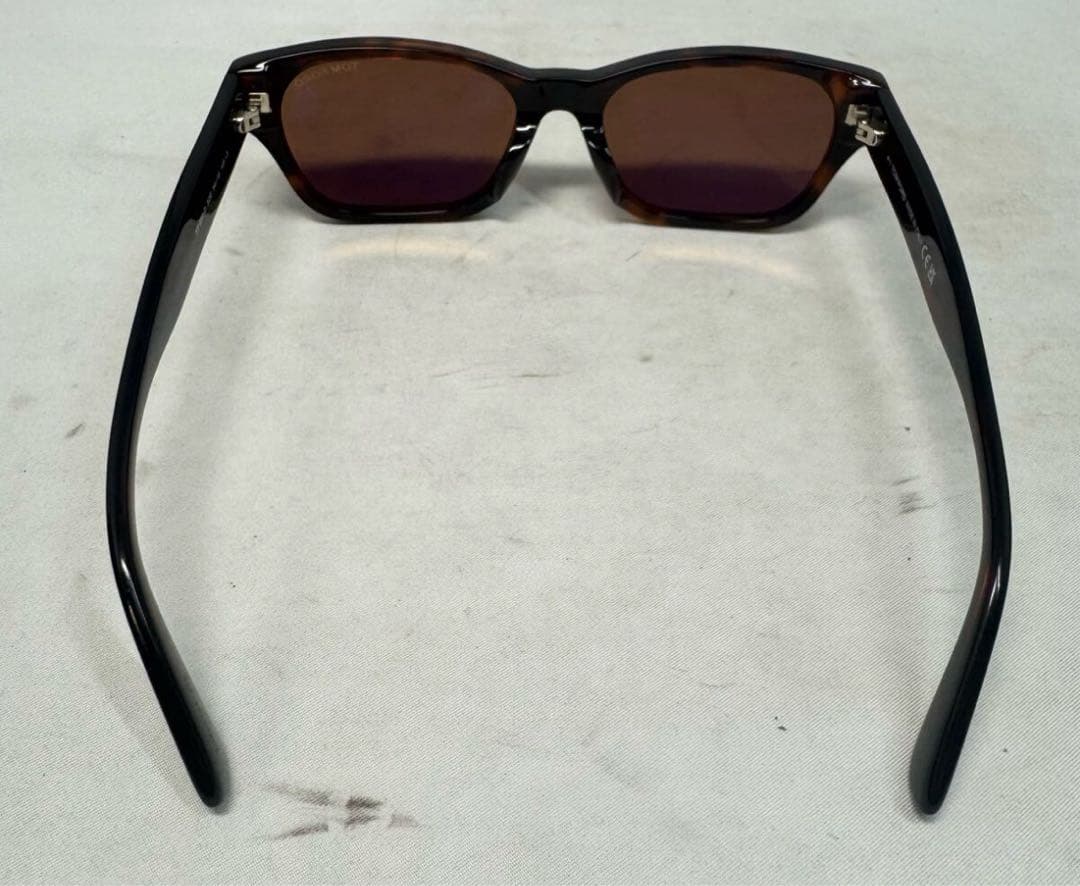 【希少】新品未使用　TOM FORD トムフォード TF959-D サングラス