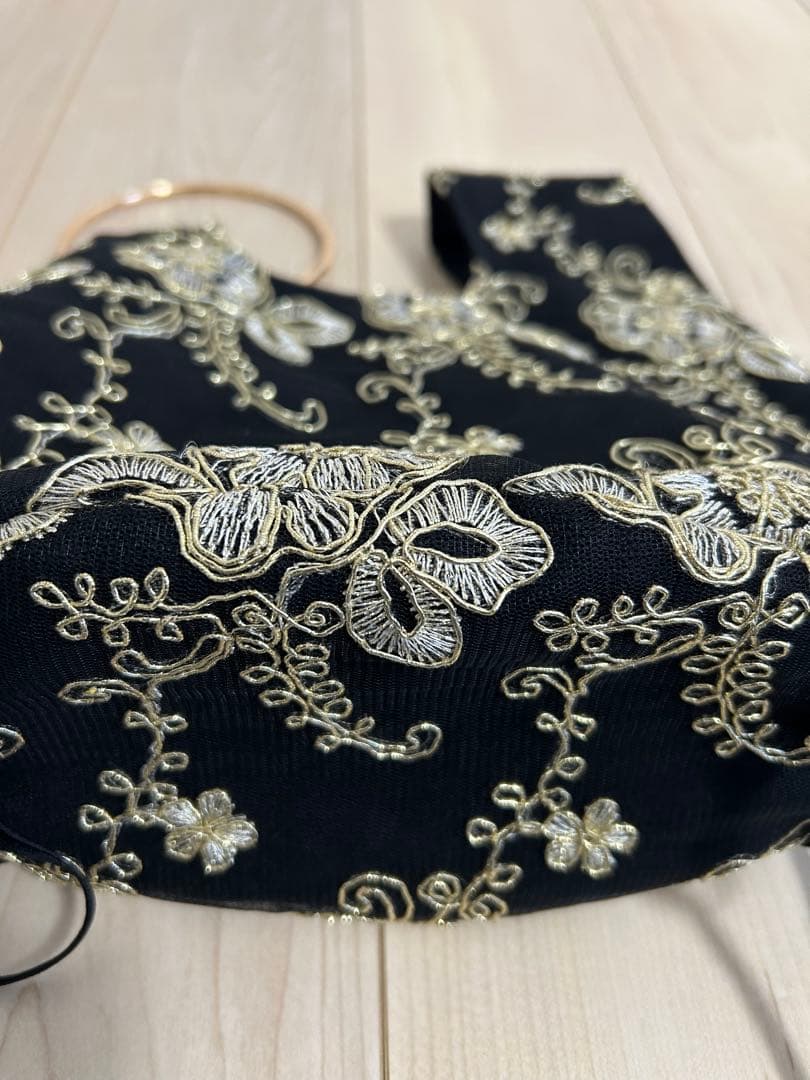 little seeds… リトルシーズ　しじみバッグ