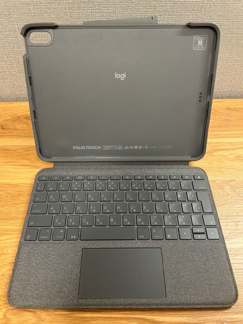 Logicool Folio Touch iPad Air用キーボードカバー