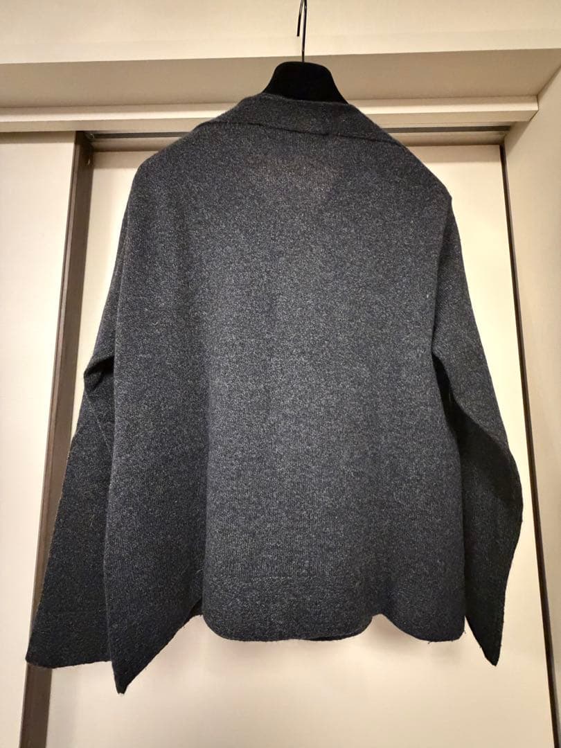 COMME des GARÇONS HOMME グレー Vネックニット