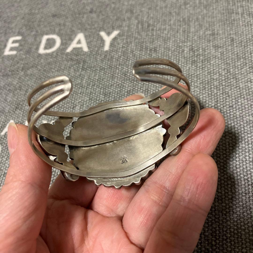 ナバホ族　刻印有　ターコイズバングル　スリーピングビューティー　シルバー925